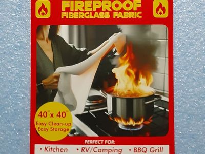 New Silverback 40-inch x 40-inch Emergency Fireproof Fiberglass Fire Blanket