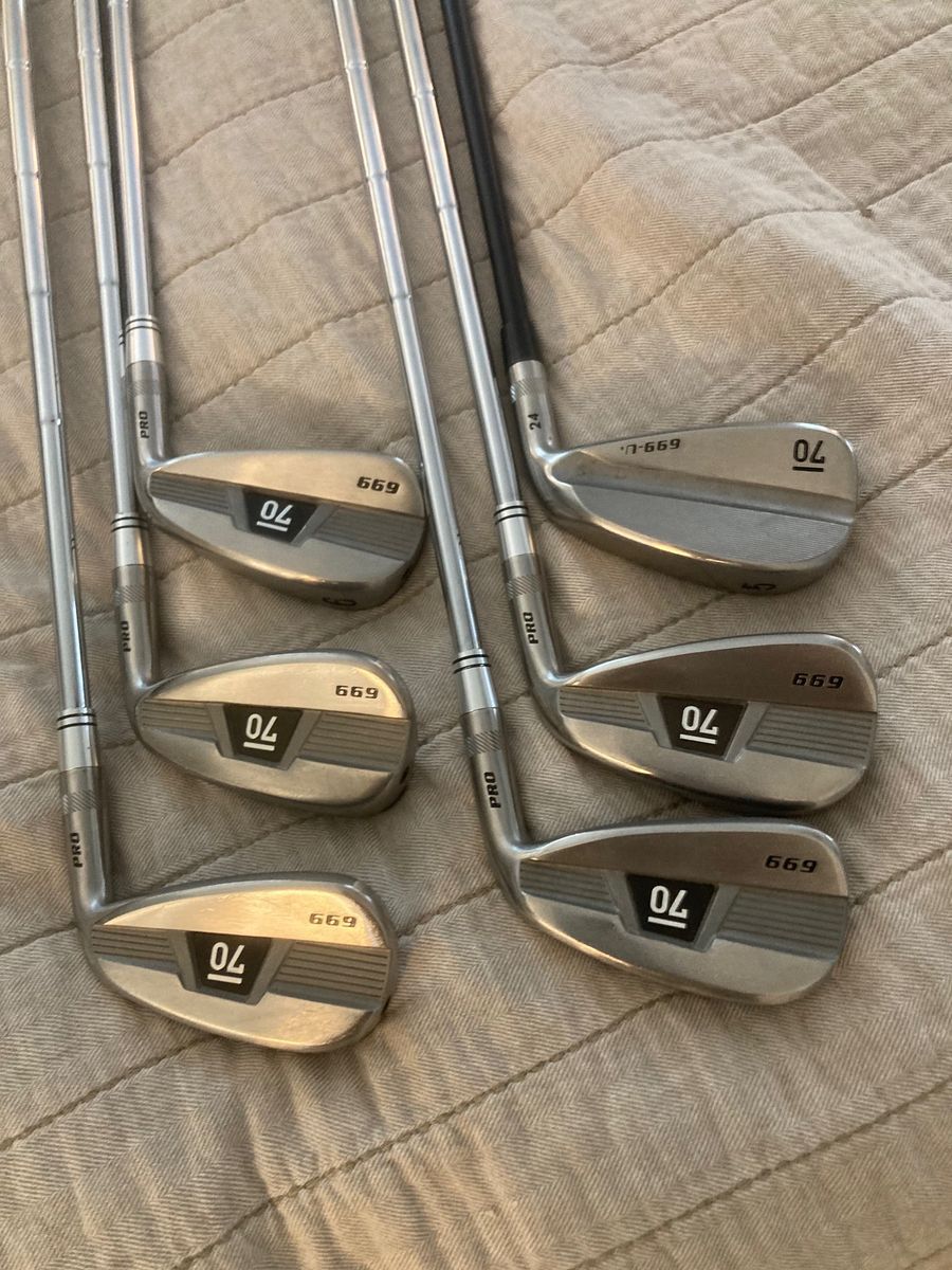 Sub 70 699 v2 pro iron set