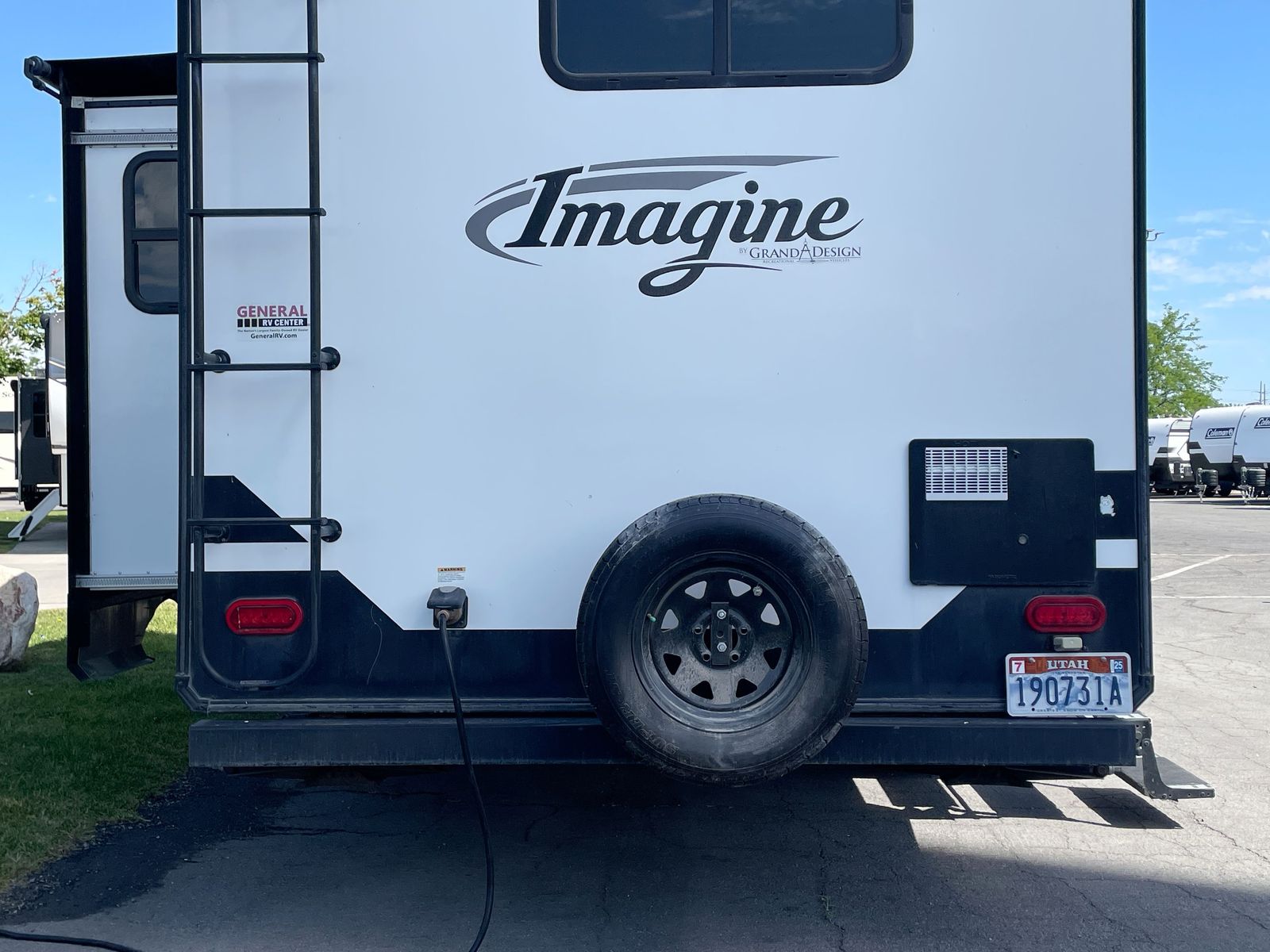Main image 30