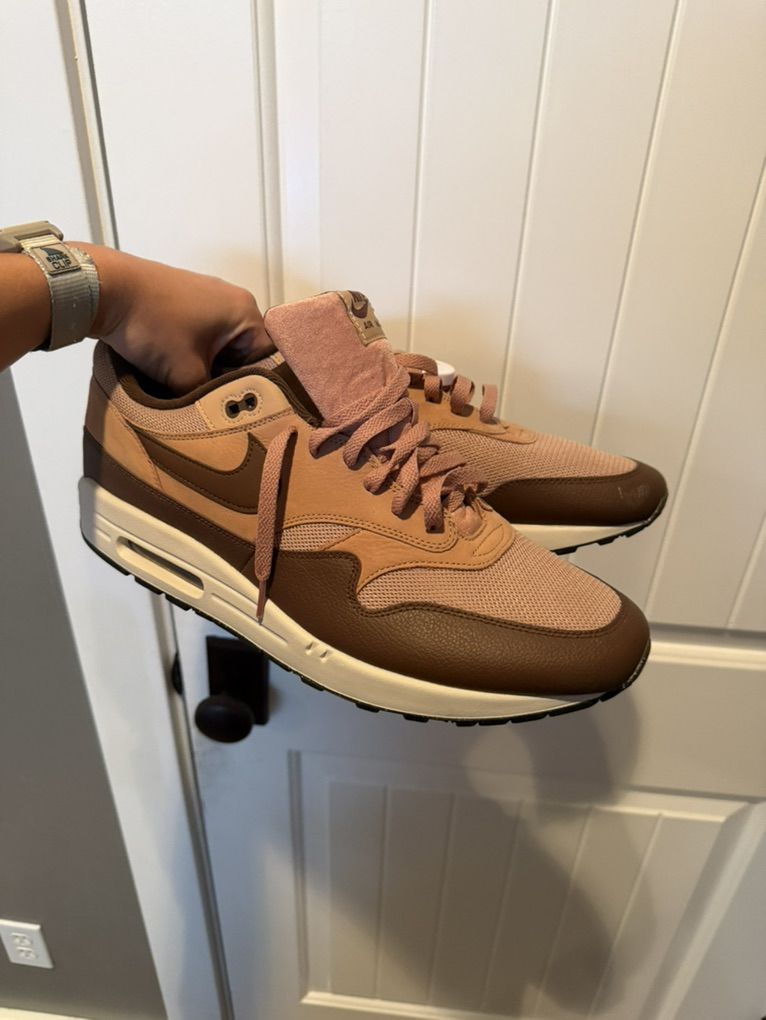 New Nike Air Max Size 15