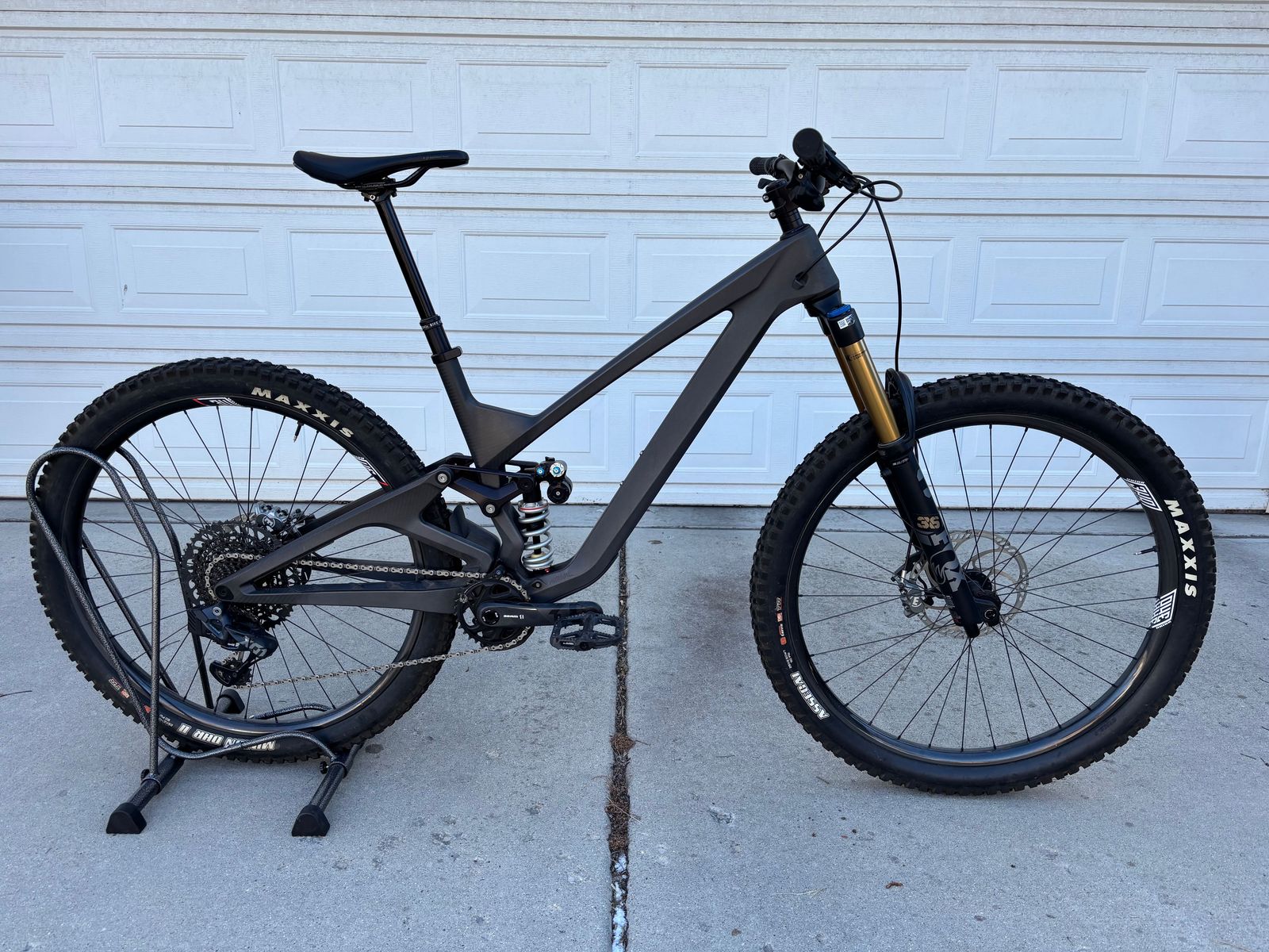 We Are One Arrival 152 Custom SP2