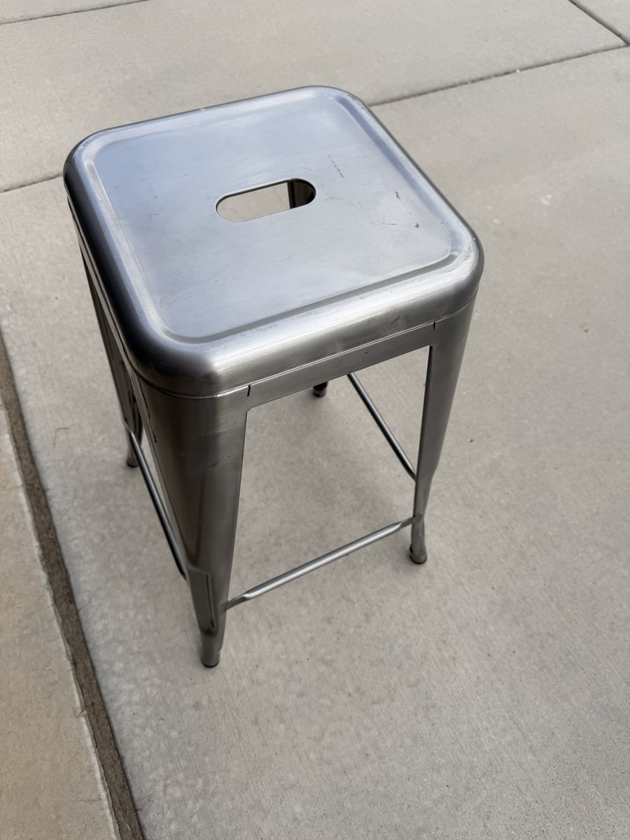 bar stool