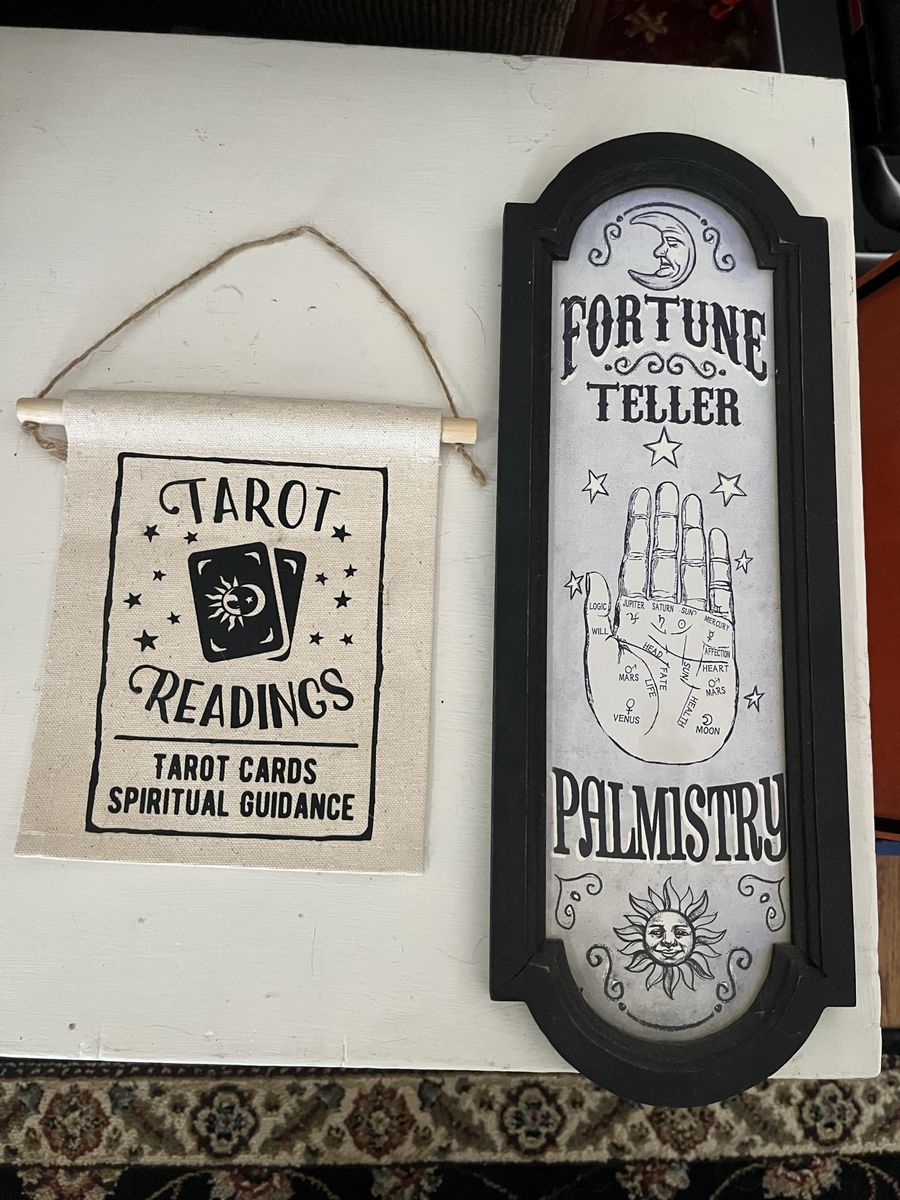 Tarot and Fortune-telling decorations/Halloween/Witchy