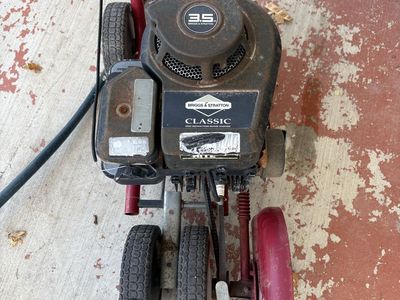 Briggs & Stratton 3.5 HP Classic Lawn Edger