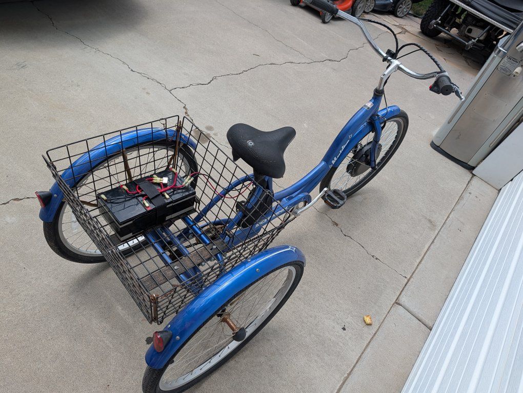 Main image 3