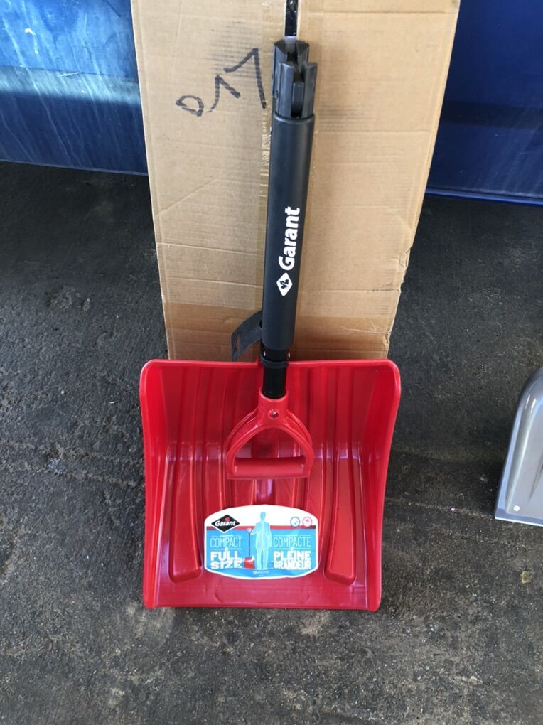 Snow Shovels Brand New Shovels Different Styles