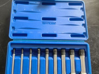 CORNWELLTOOLS 9-Piece Torx Bit Socket Set, Sizes 4mm-18mm, Metric, in Blue Storage Case