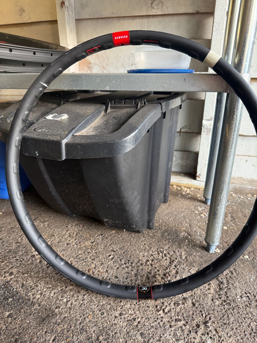 2024 Reserve 30|HD Carbon Rim 27.5"