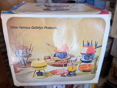 Gail Craft Porcelainized Steel Fondue Set No. 7218 Gold 2 Qt