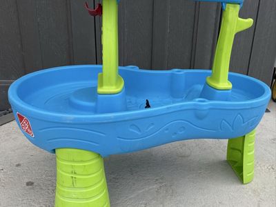 Step2 Spill & Splash Seaway Water Table Blue & Green Outdoor Toddler Activity Toy