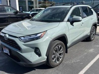 2022 Toyota RAV4 XLE Premium