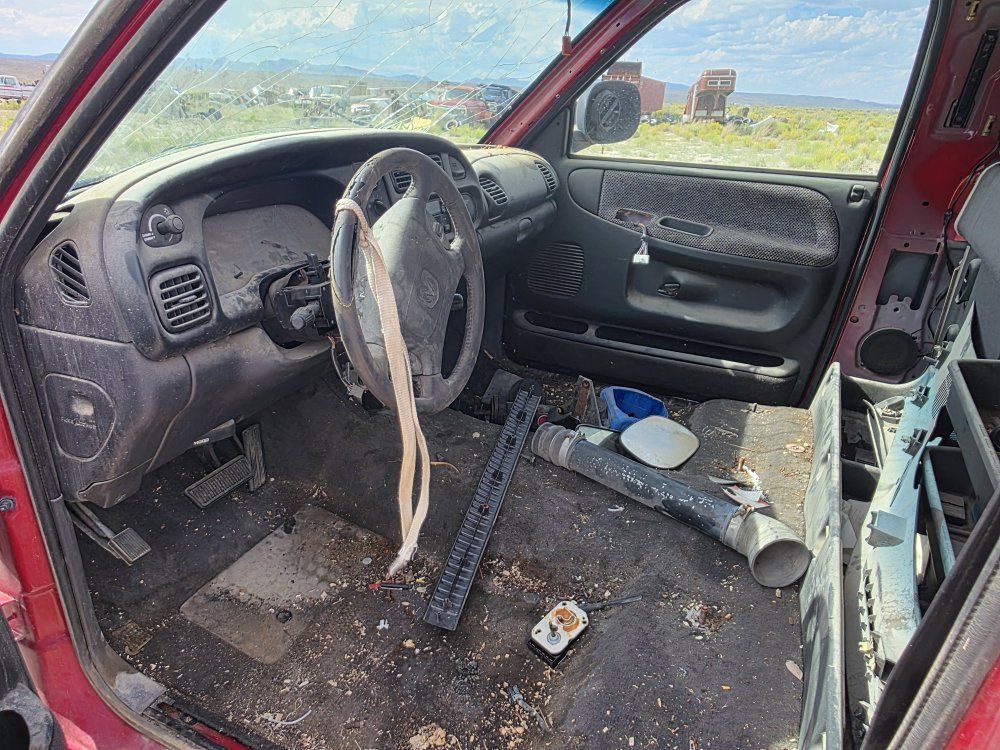 Main image 4