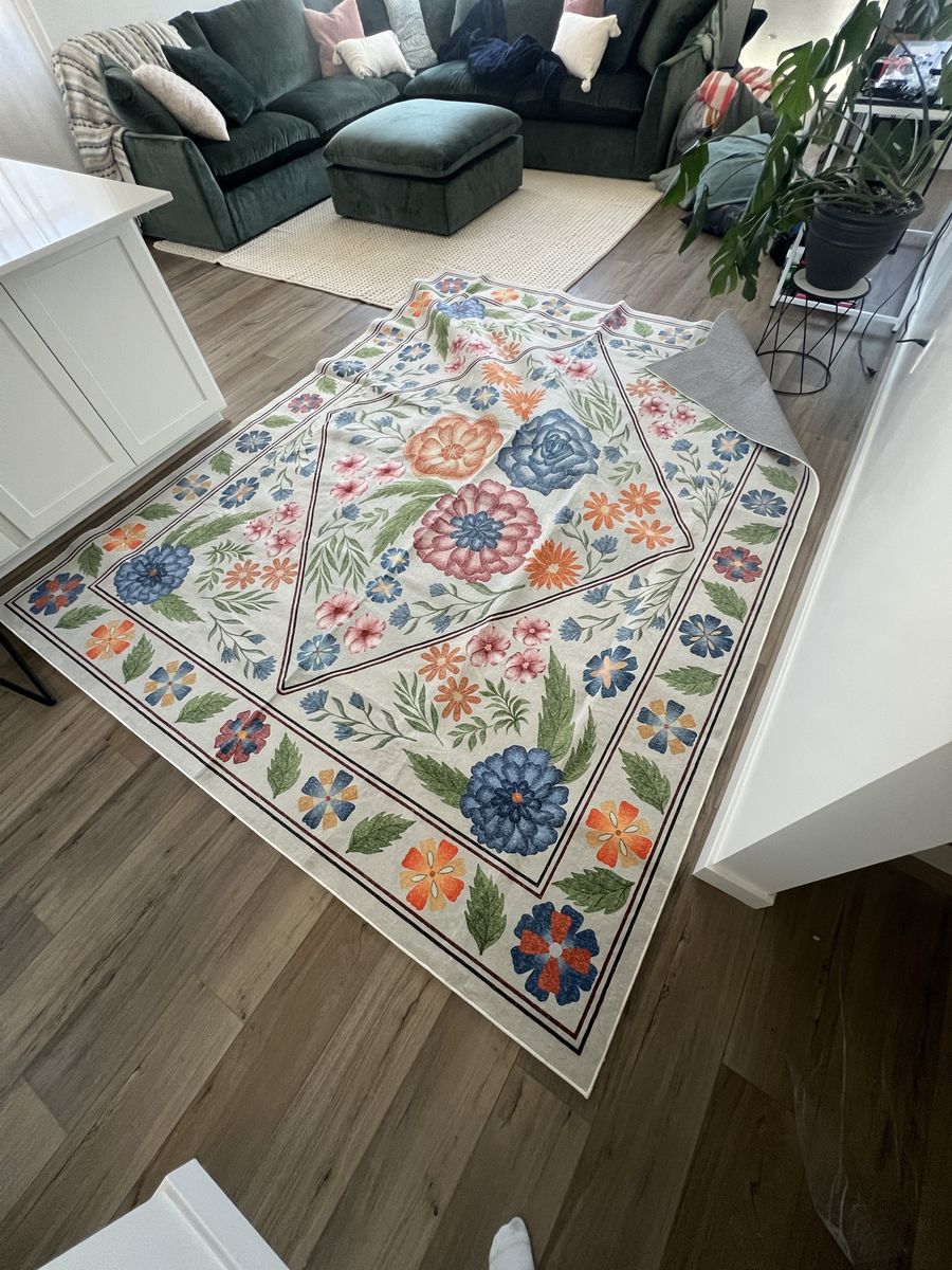 8x10” Floral Area Rug - Washable