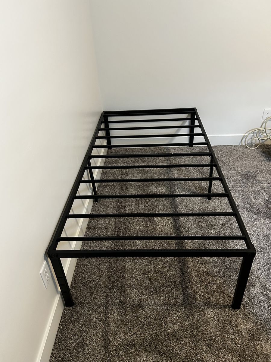 Black Metal Platform Bed Frame - Sturdy and No Box Spring Needed