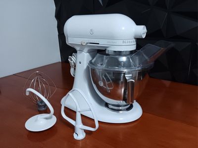 KitchenAid Stand Mixer 300 Watt Ultra Power KSM90W