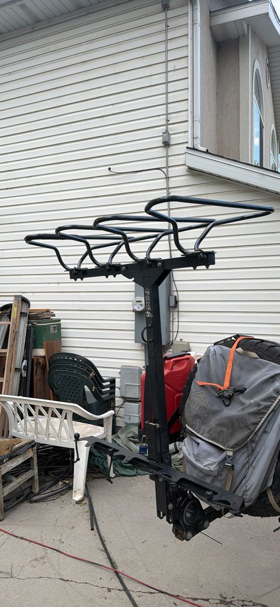 One-Up (RECON RACKS) 4-Bike Vertical Hitch Mount Bike Rack - Secure & Durable Rack