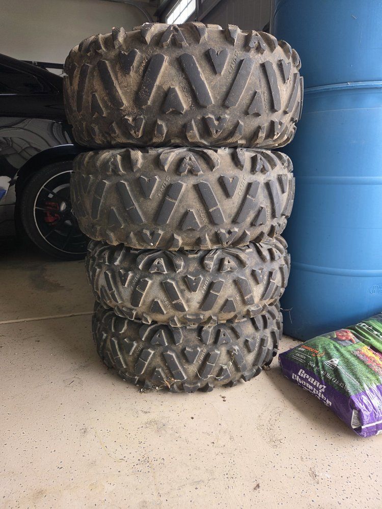 27 in UTV tires, staggered set