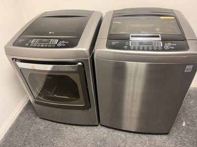 Lg Super capacity Washer And Dryer Set
