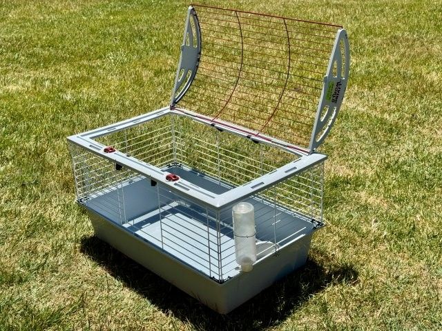 30" Living World Small Animal Cage - Excellent Condition