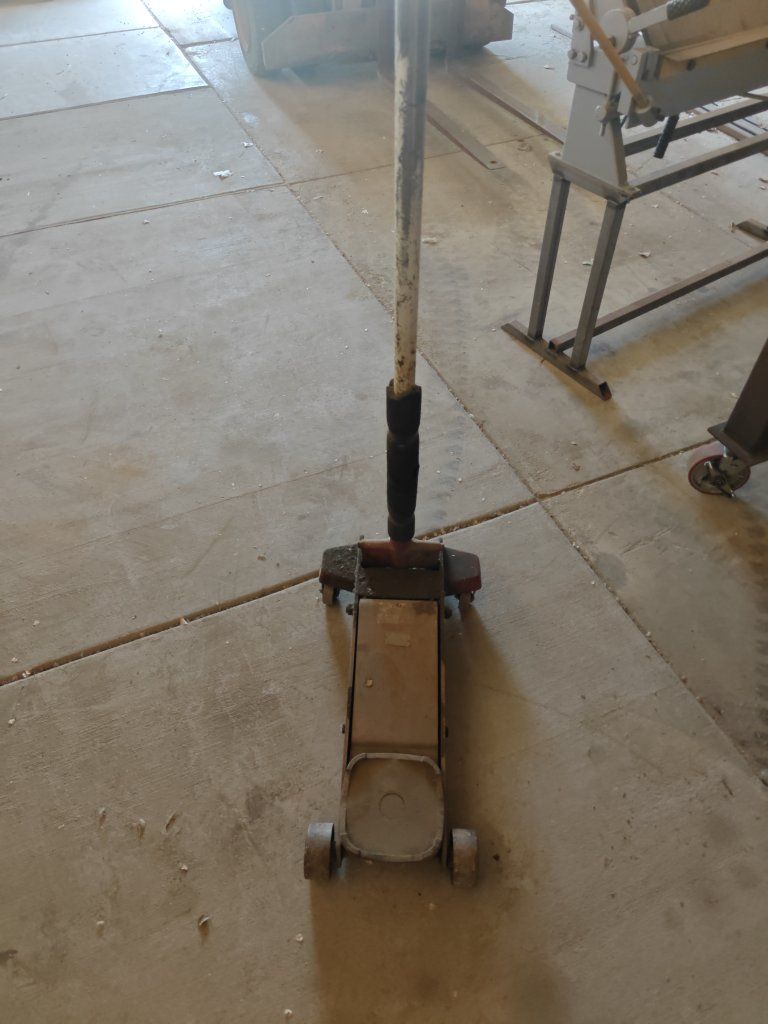 Blackhawk floor jack