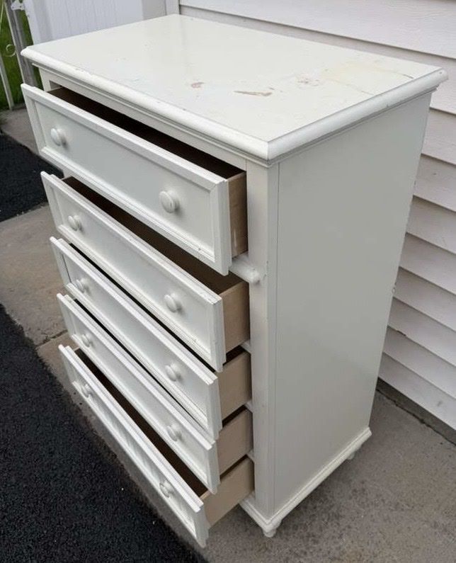 Main image 4