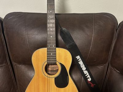Fender californian 3/4 Guitqr With Original Strap