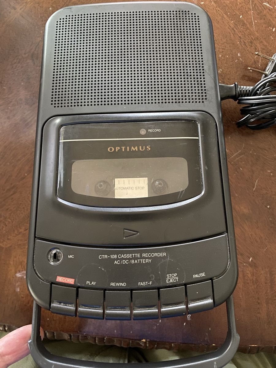 Portable audio cassette player and recorder 