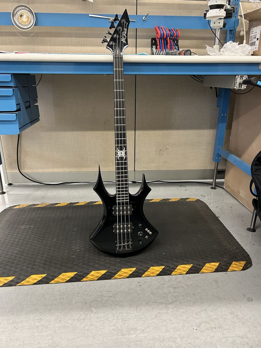 BC Rich Virgin Neck-Through Bass Guitar Early 2000s Black/Green