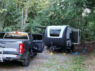 Like New 2022 Palomino Revolve EV-1 400Ah Battery