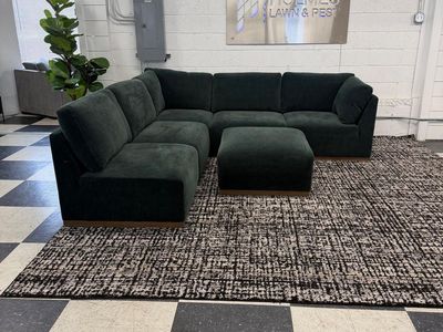 LIKE NEW!! COSTCO HENREDON MURPHY 6-PIECE FABRIC MODULAR SECTIONAL W/ OTTOMAN, GREEN!!