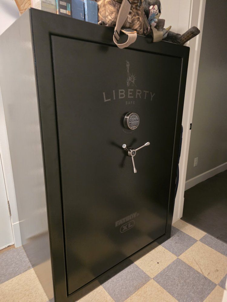 Liberty Safe Fatboy XL Gun Safe - Black, Excellent Condition, Digital Lock, Door Organizer