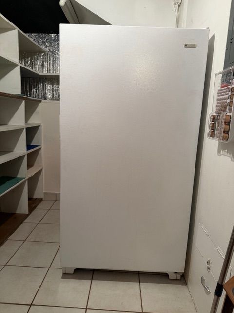 White Westinghouse Upright Freezer