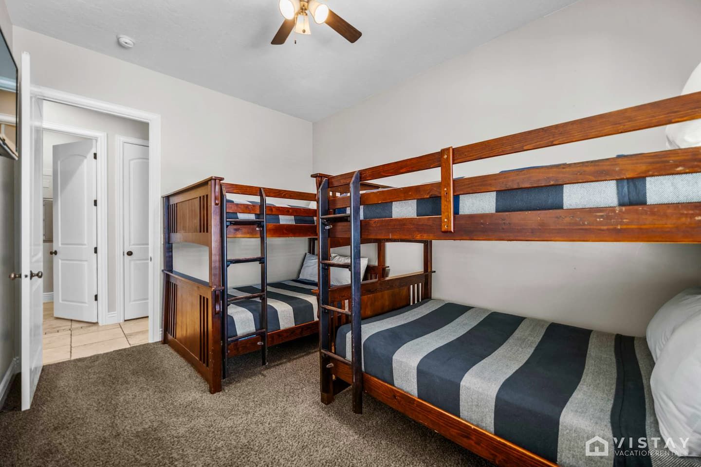 Solid Wood Twin over Twin Bunk Beds w/ Mattresses & Bedding