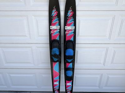 Water Skis - Connelly