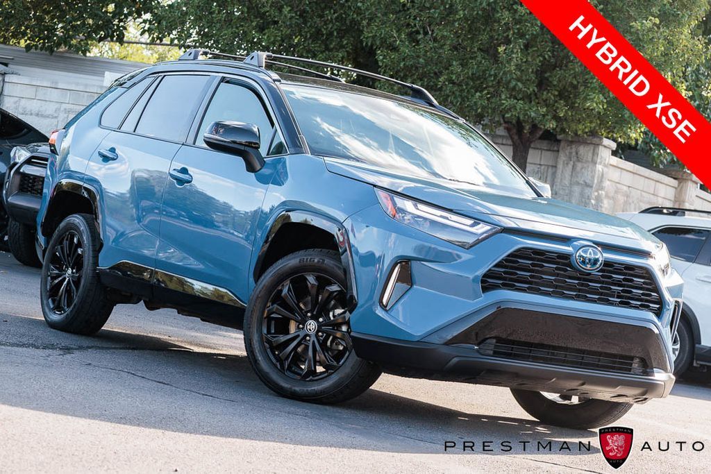 2024 Toyota RAV4 XSE