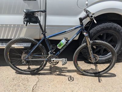 Rocky Mountain Hammer Mountain Bike XT used, good condition 17.5"