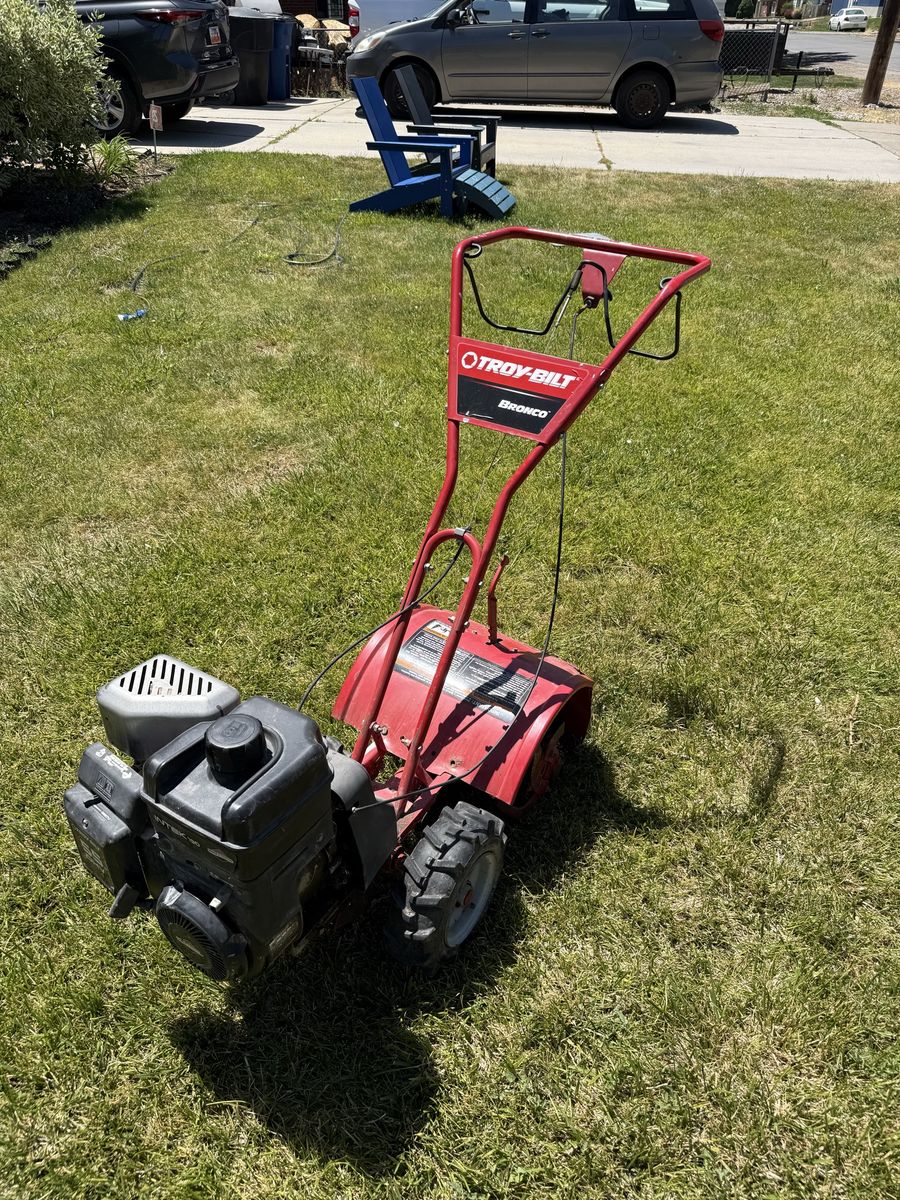 Troy-Bilt Bronco Tiller - Troy Built Garden Rototiller