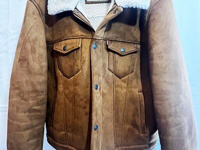 Levi's Trucker Jacket- XL