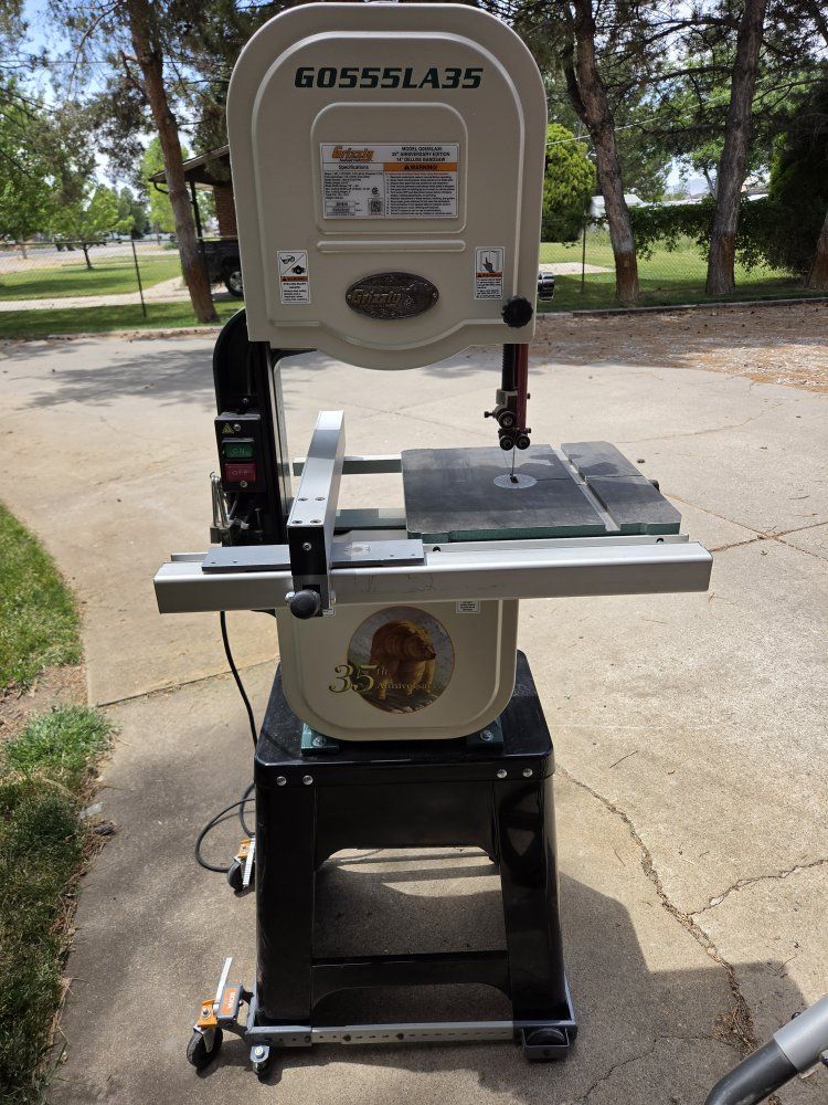 Grizzly G0555LA35 14" Anniversary Edition Bandsaw with Stand - Excellent Condition