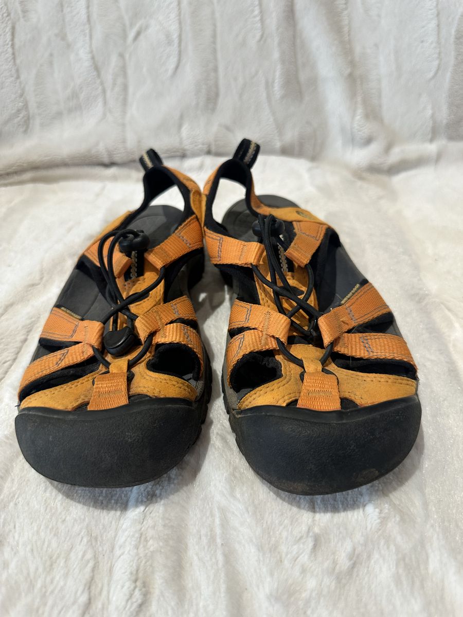 Keen Women’s Size 7, Orange Wtrprf Hiking Sandals