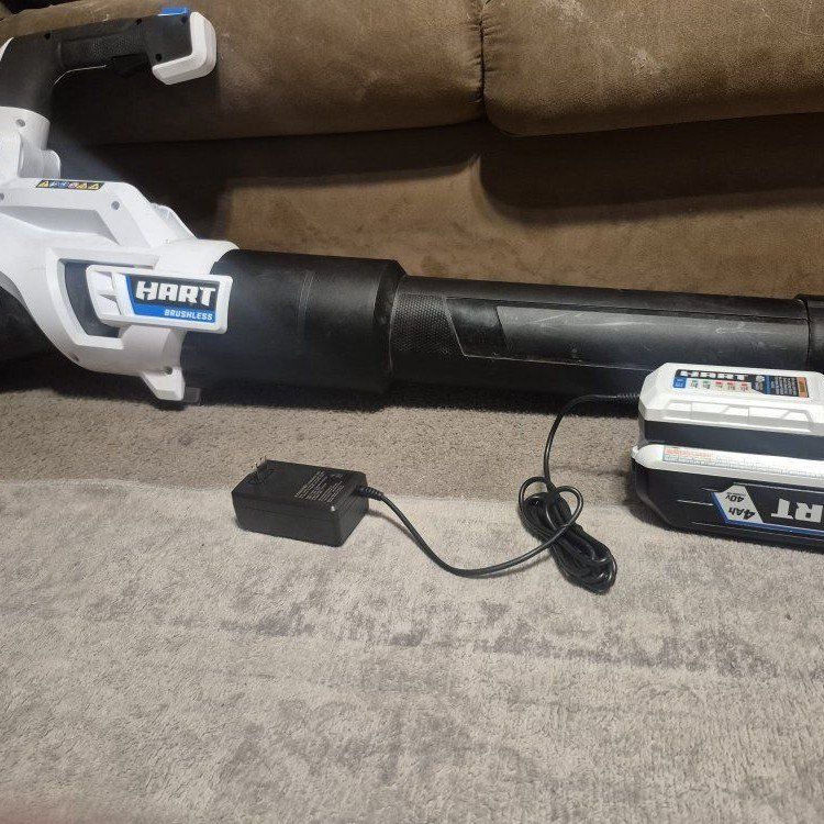 HART 40V Cordless Brushless Blower Kit with 4.0Ah Battery & Charger, Works Great