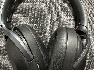 Sony WH-1000XM3 Wireless Noise Canceling Over-Ear Headphones - Black