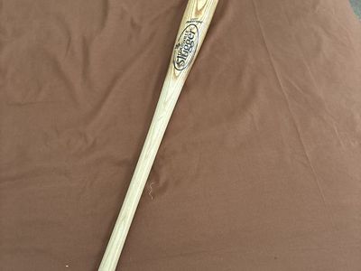 Louisville Slugger MLB Select Bat