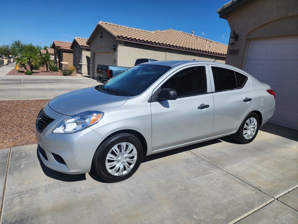 2014 Nissan Versa 1.6 S