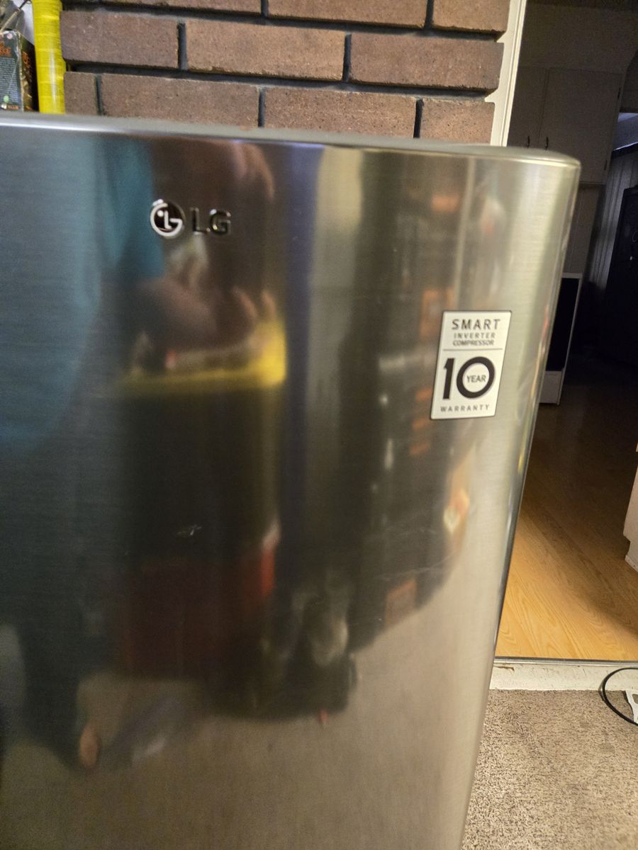 LG 5.79cu mini fridge