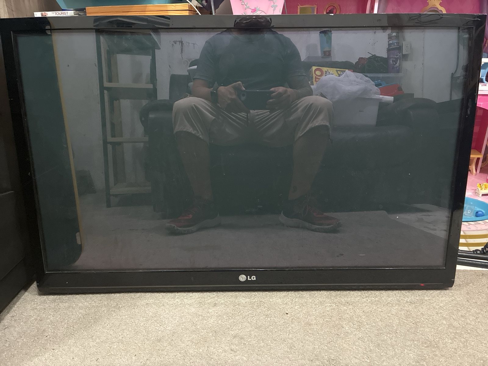 LG Flat Screen TV 40 Inch