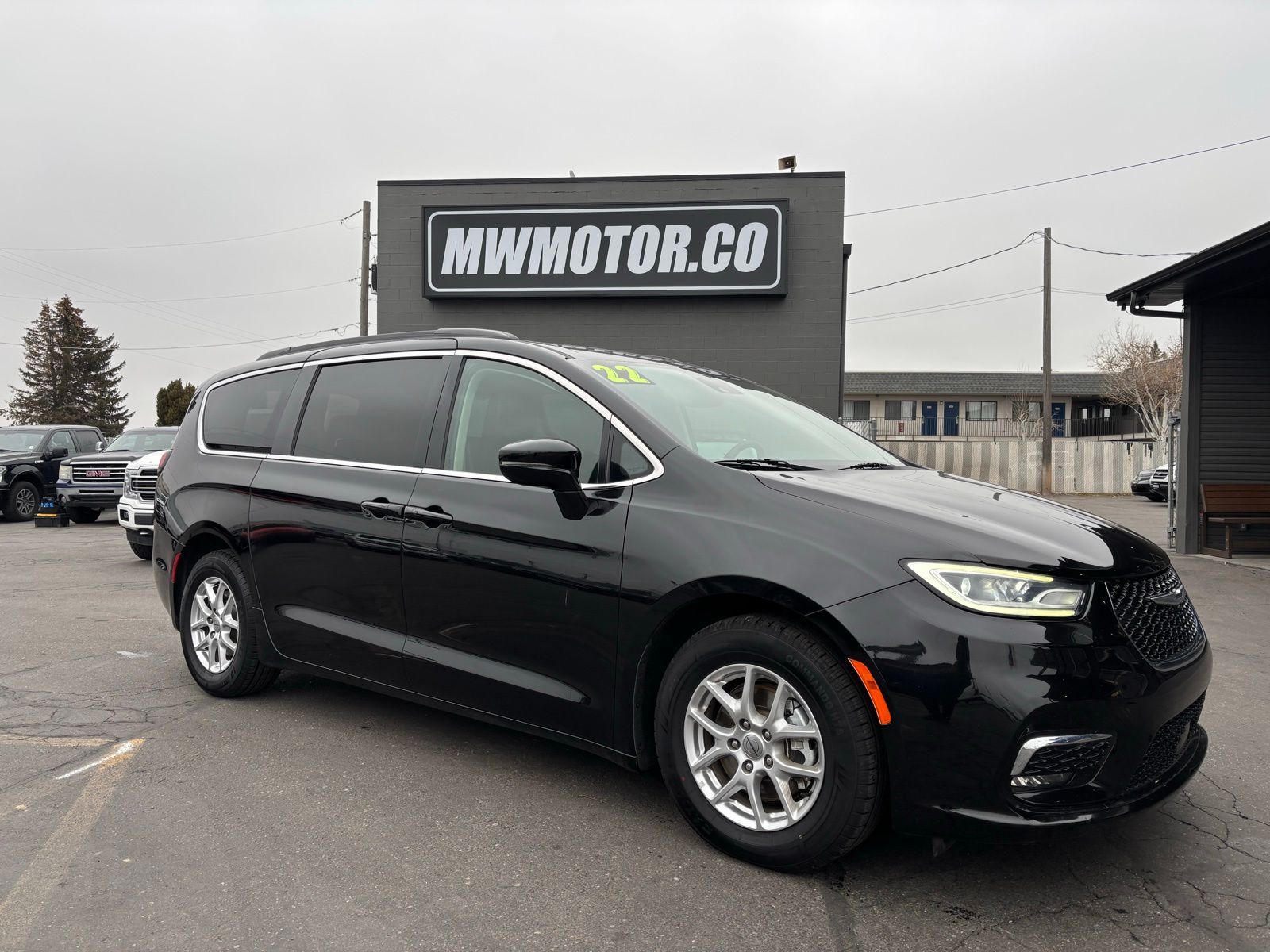 2022 Chrysler Pacifica Touring L