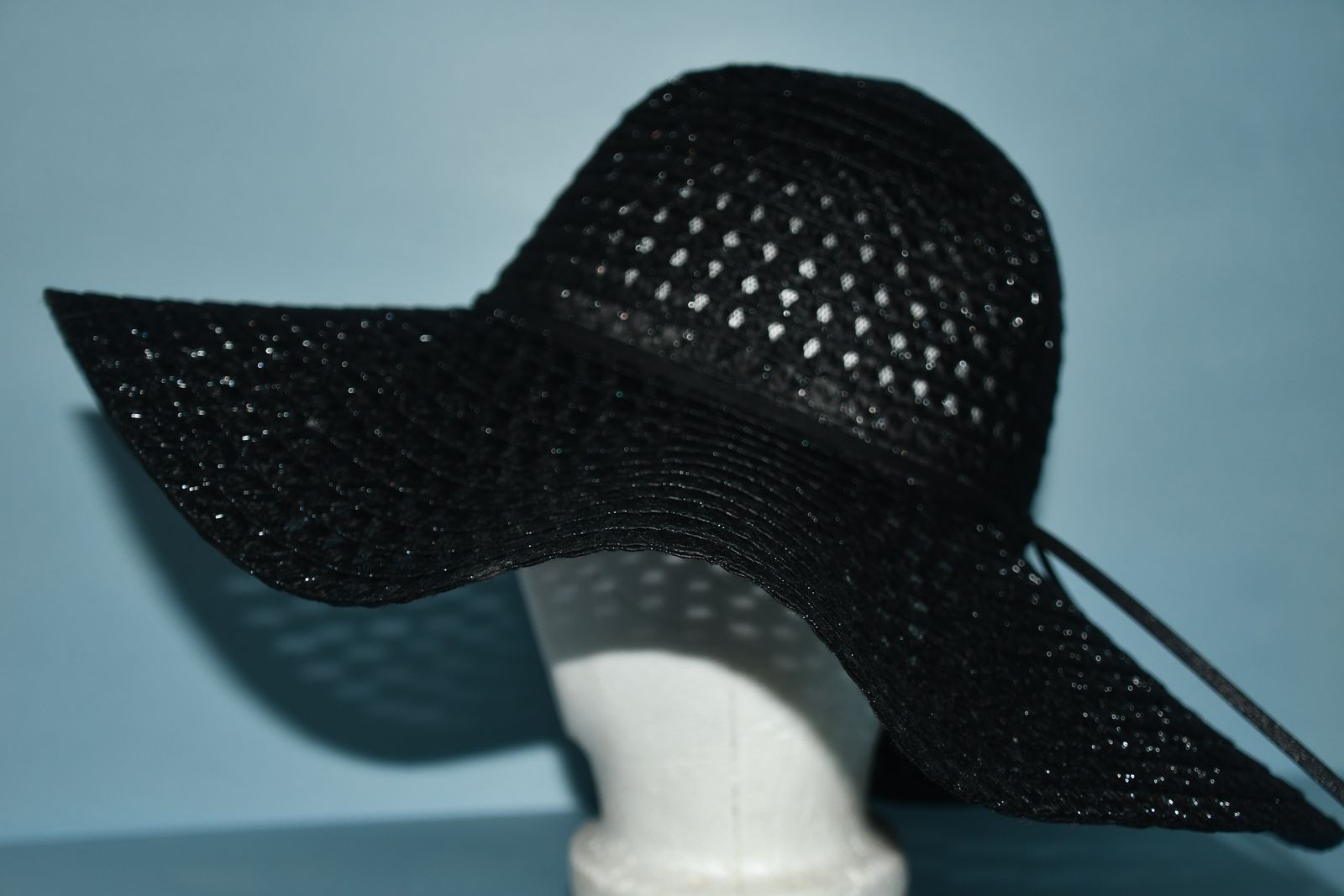 SUMMER SUN HAT ~ BLACK ~ LIGHTWEIGHT ~ ONE SIZE ~ BRIM LENGTH 5" ~ CUTE & CLEAN!