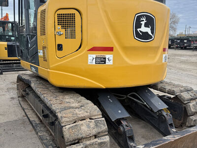 Deere 135G - 15 Ton reduced tail excavator for rent!