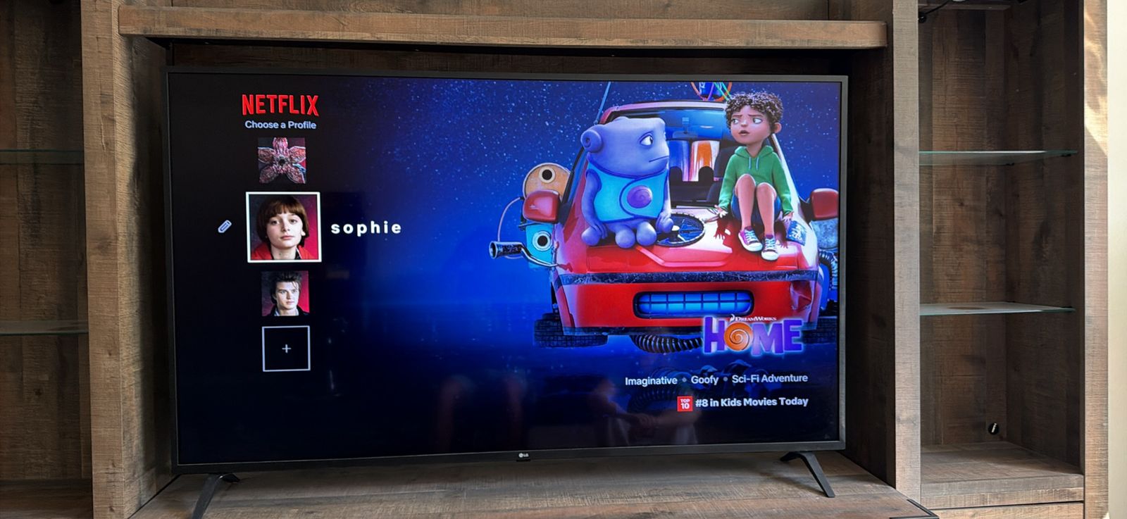 LG 65UM7300PUA 65-inch 4K UHD HDR Smart LED AI ThinQ TV with Netflix pre-installed